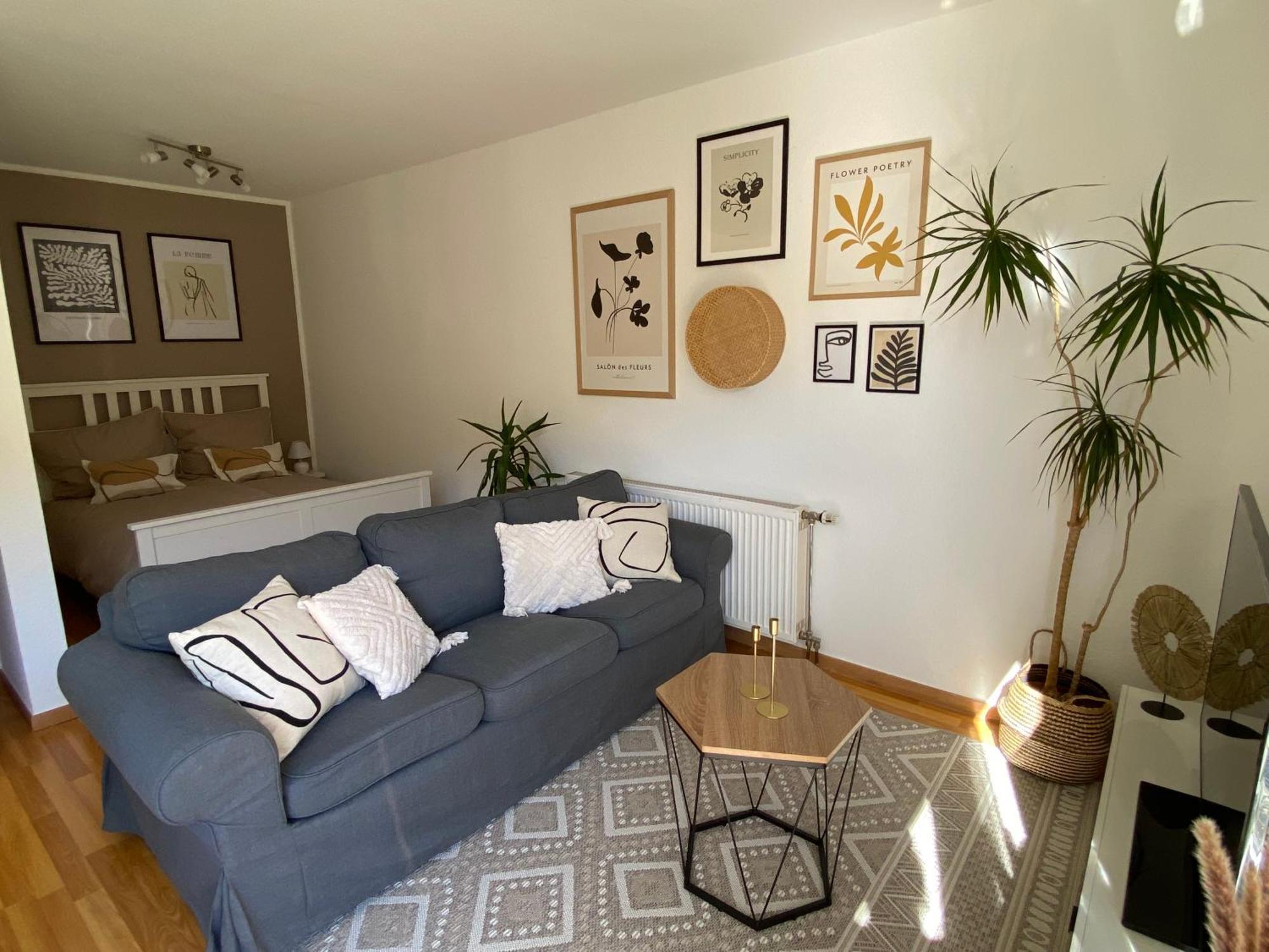 Stilvolles Appartement เยนา ภายนอก รูปภาพ